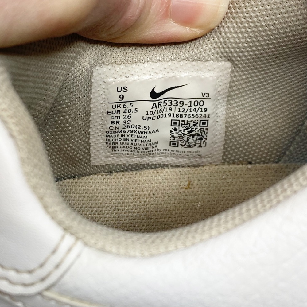 Nike Women's White Sneakers Air Force 1s - Picture 7 of 9